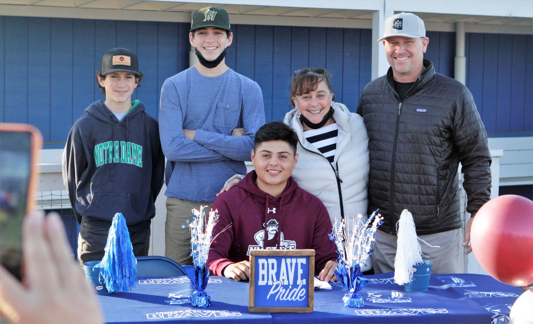 111220 Espinoza signs 17.JPG